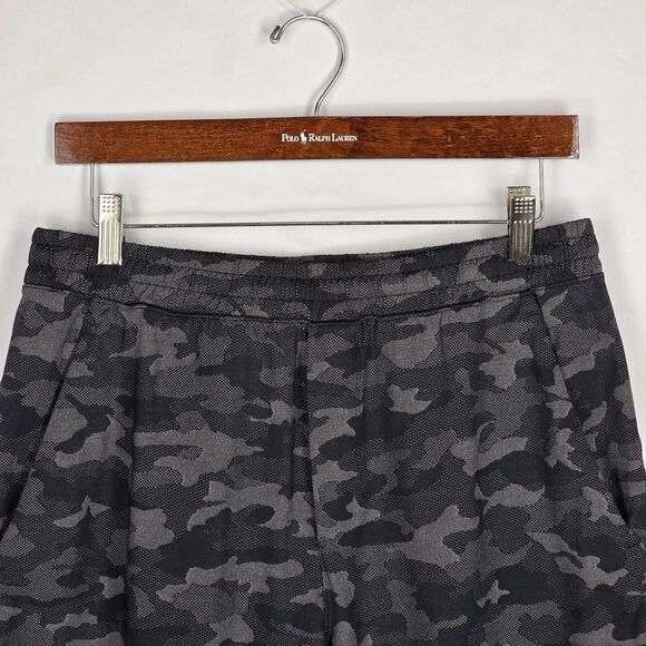 Lululemon Size Large Pace Breaker 7" Short Linerless Mesh Camo Black Gray - Picture 3 of 11